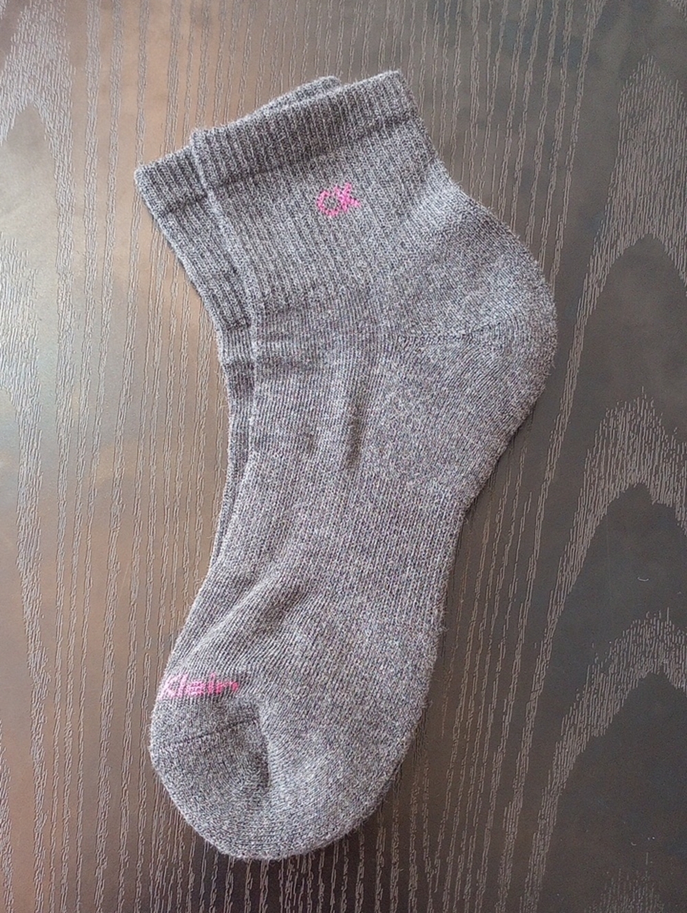 Calvin Klein Grey Athletic Ankle Socks Pink Accent Women Shoe Size 4-10